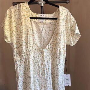 RVCA Light Cream Floral Blouse